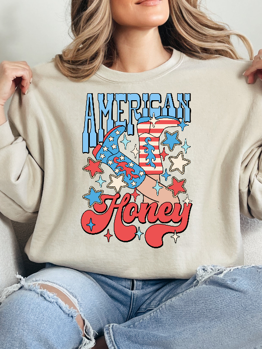 American Honey Graphic Tee printed on premium Comfort Colors 100% cotton featuring an exclusive Willow Boutique western-inspired design, perfect for country concerts, Nashville trips, rodeos, and everyday country style. Crewneck in Ivory