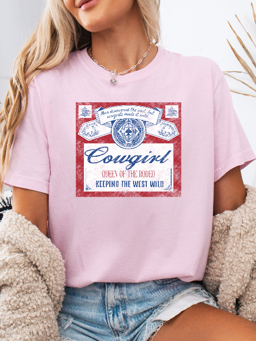 Queen of the Rodeo Graphic Tee, Cropped Hoodie & Crewneck in light pink