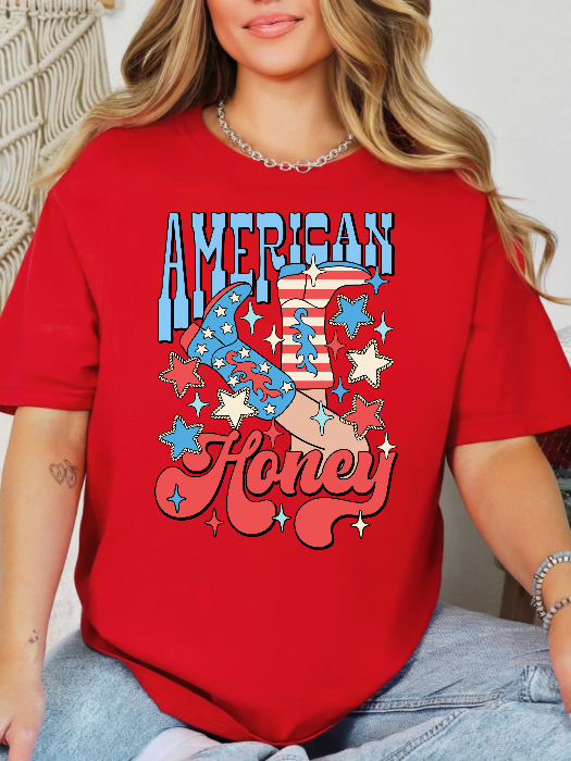 American Honey Graphic Tee printed on premium Comfort Colors 100% cotton featuring an exclusive Willow Boutique western-inspired design, perfect for country concerts, Nashville trips, rodeos, and everyday country style. Tshirt in Red