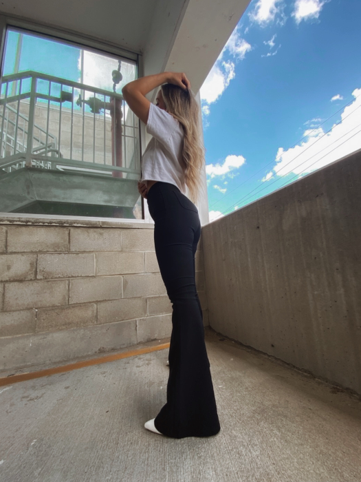 Fiona High Waisted Bell Bottom Flare Jeans – Black Stretch Denim