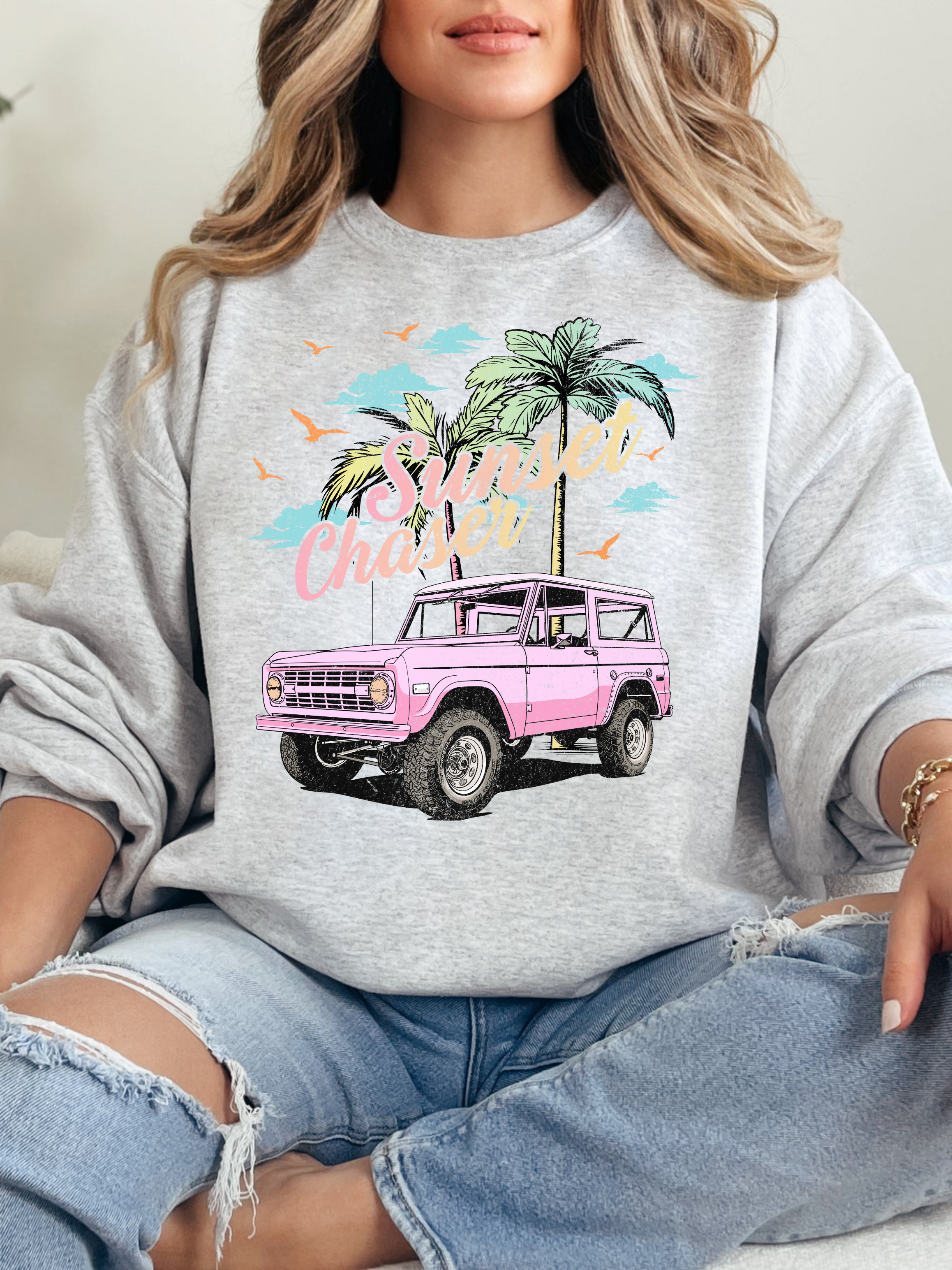 Sunset Chaser Graphic Tee, Cropped Hoodie & Crewneck – Comfort Colors