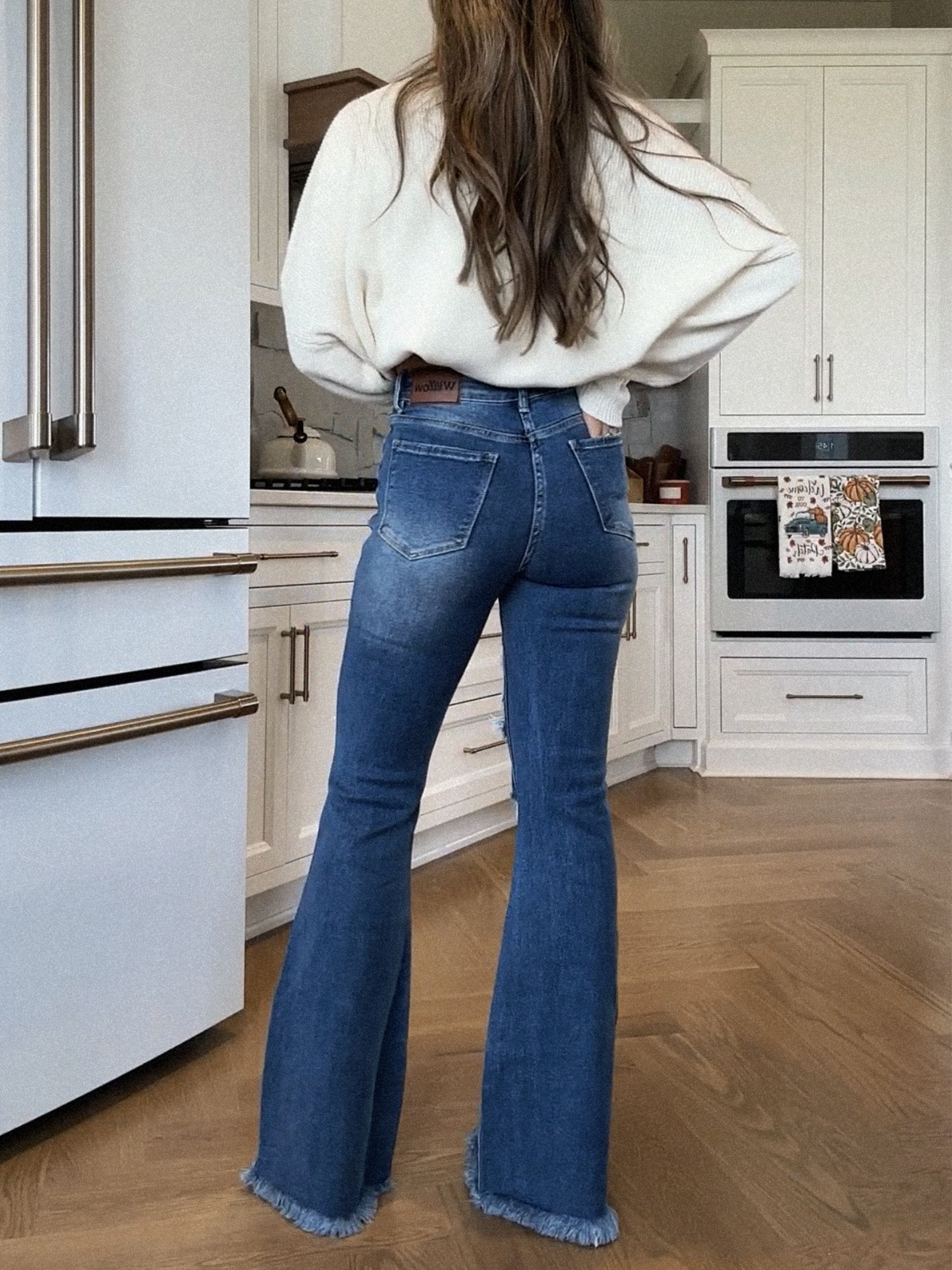 Viral Lainey Tummy Control Flare Jeans – High Waisted Distressed Denim