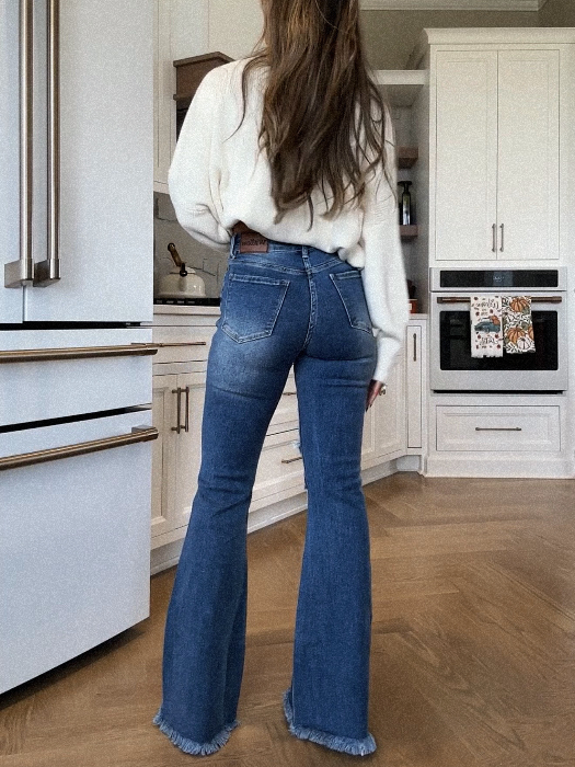 Viral Lainey Tummy Control Flare Jeans – High Waisted Distressed Denim in Dark Wash
