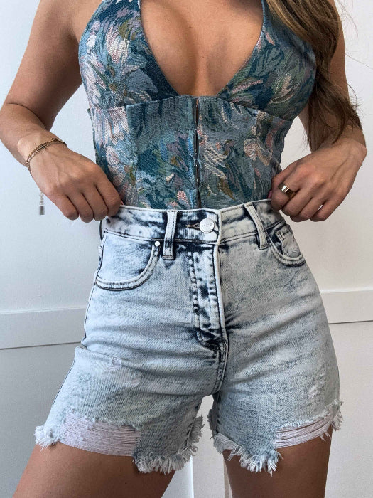 On The Go Distressed Shorts – Acid Light Wash High Rise Denim Shorts