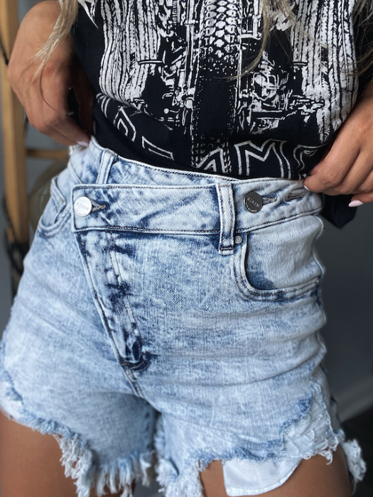 Fun in the Sun Short Bundle – Denim Shorts + Graphic Tee Outfit (1 Willow Short + 1 Graphic Tee)