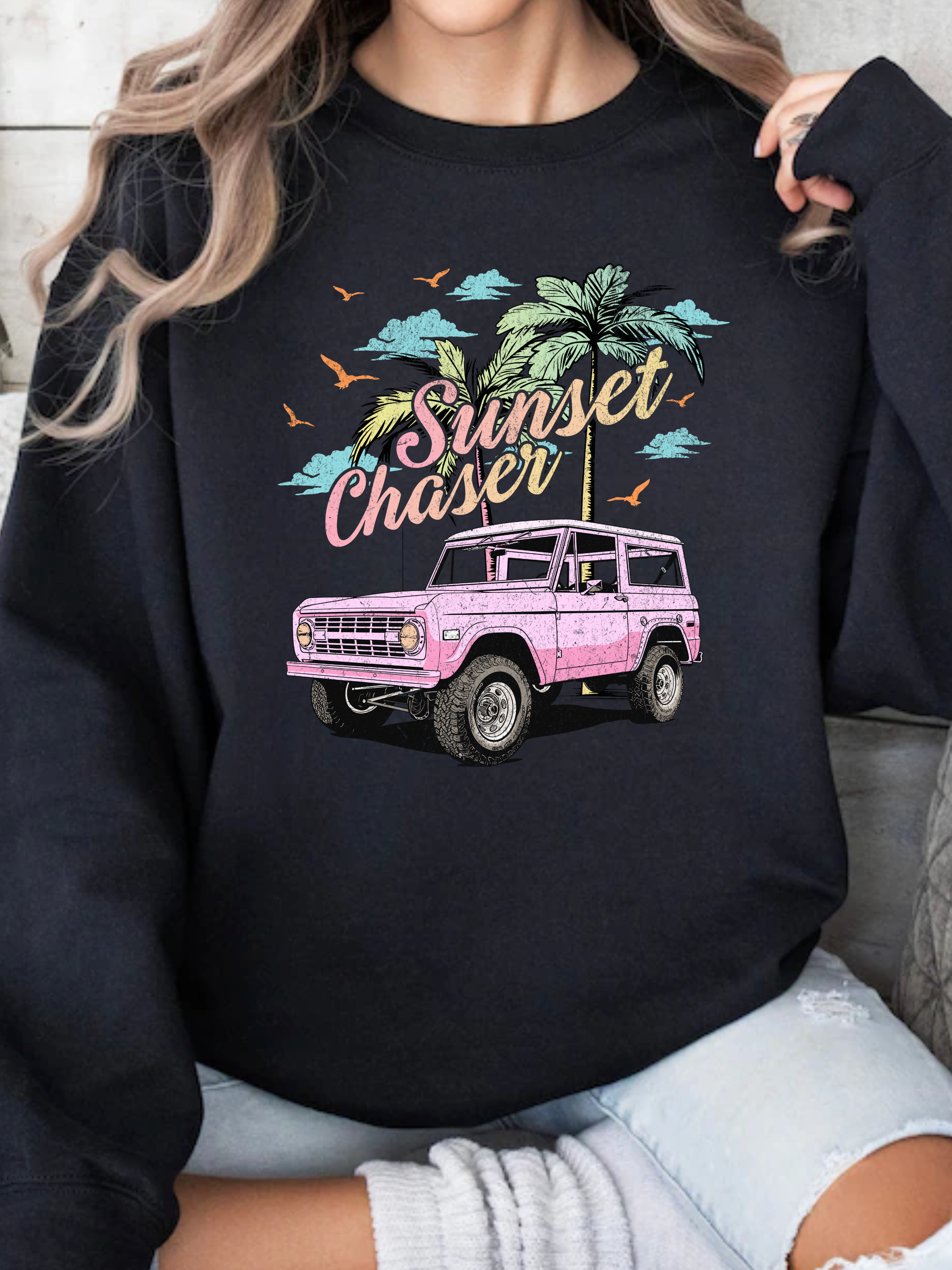 Sunset Chaser Graphic Tee, Cropped Hoodie & Crewneck – Comfort Colors