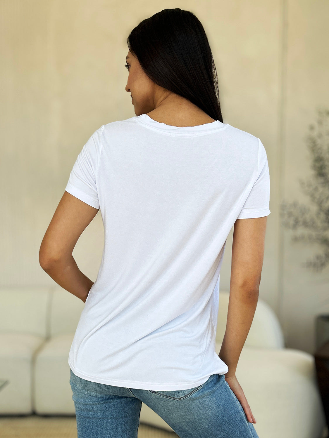 Renee Basic Round Neck T-Shirt – Soft Everyday Tee