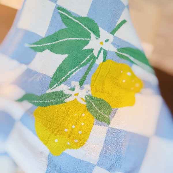 Lemon Drop Gingham Blanket – Soft Lemon Pattern Throw