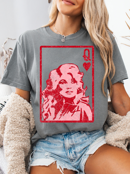 Queen Dolly Graphic Tee & Crewneck – Comfort Colors in Grey