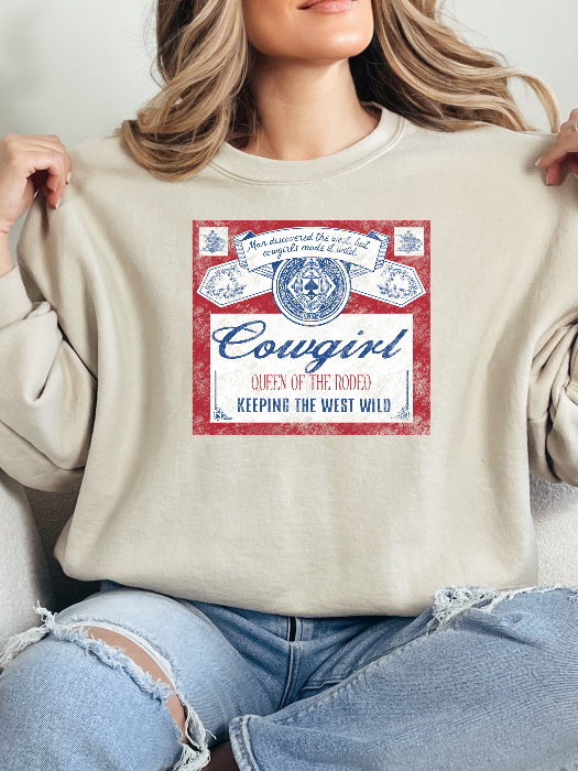 Queen of the Rodeo Graphic Tee, Cropped Hoodie & Crewneck in Ivory