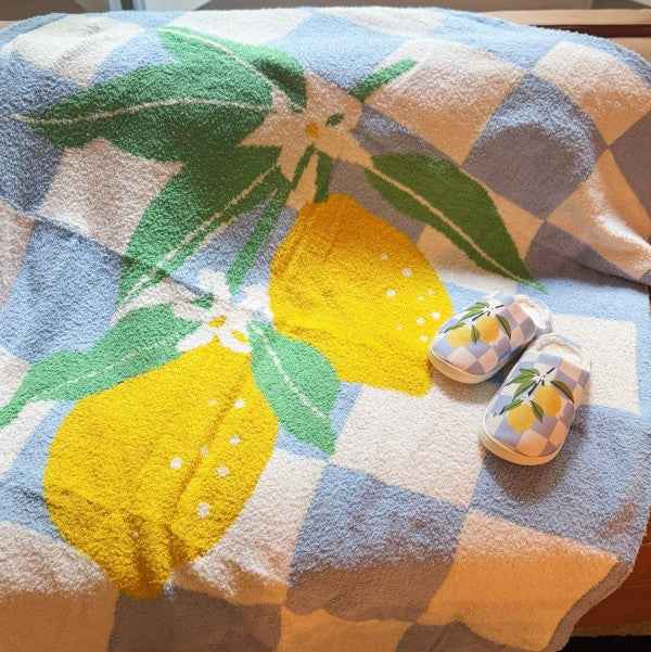 Lemon Drop Gingham Blanket – Soft Lemon Pattern Throw