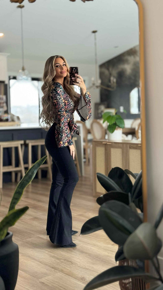 Fiona High Waisted Bell Bottom Flare Jeans – Black Stretch Denim