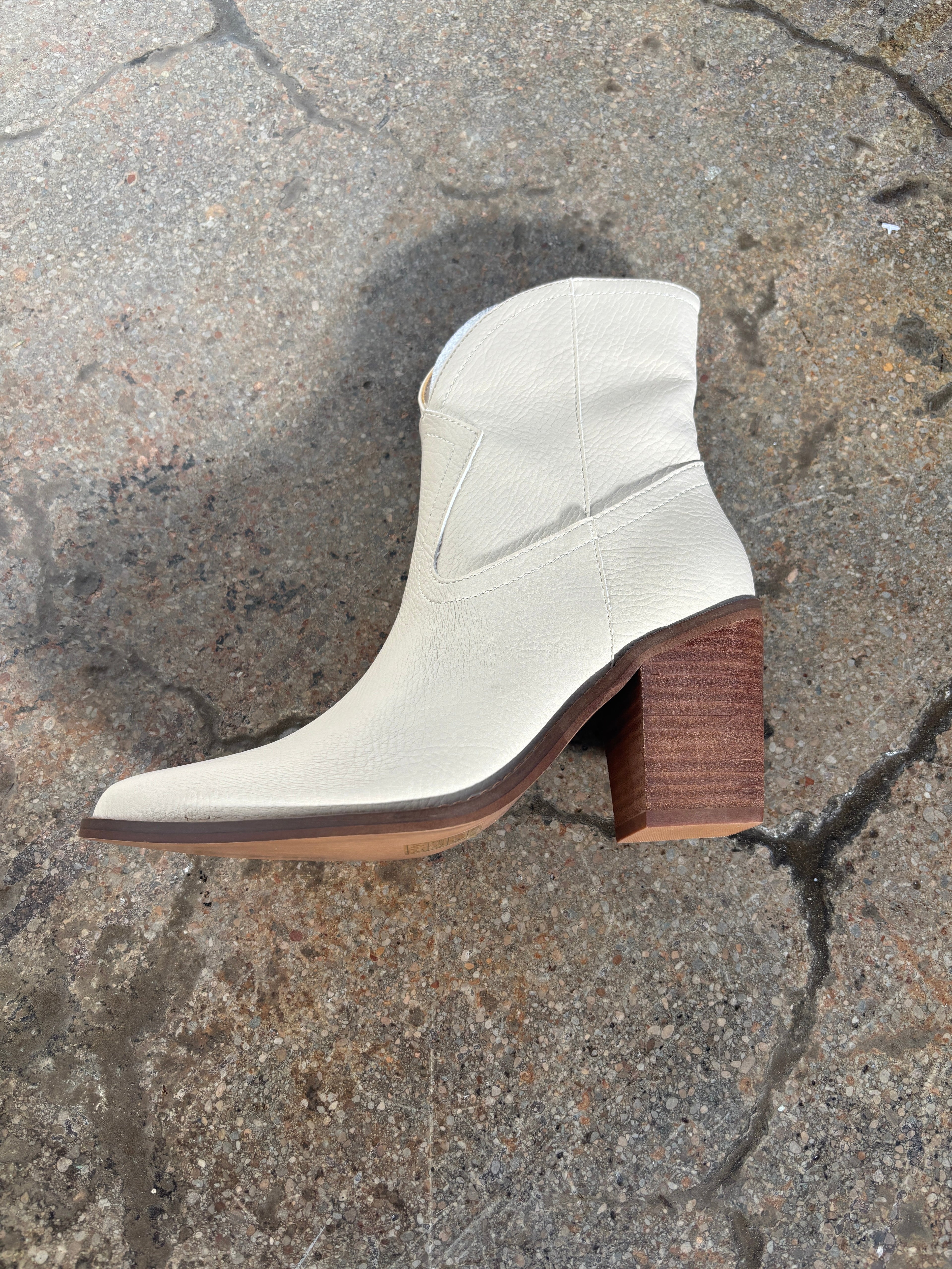 Harmony Beige Western Heeled Boots – Pointed Toe Booties
