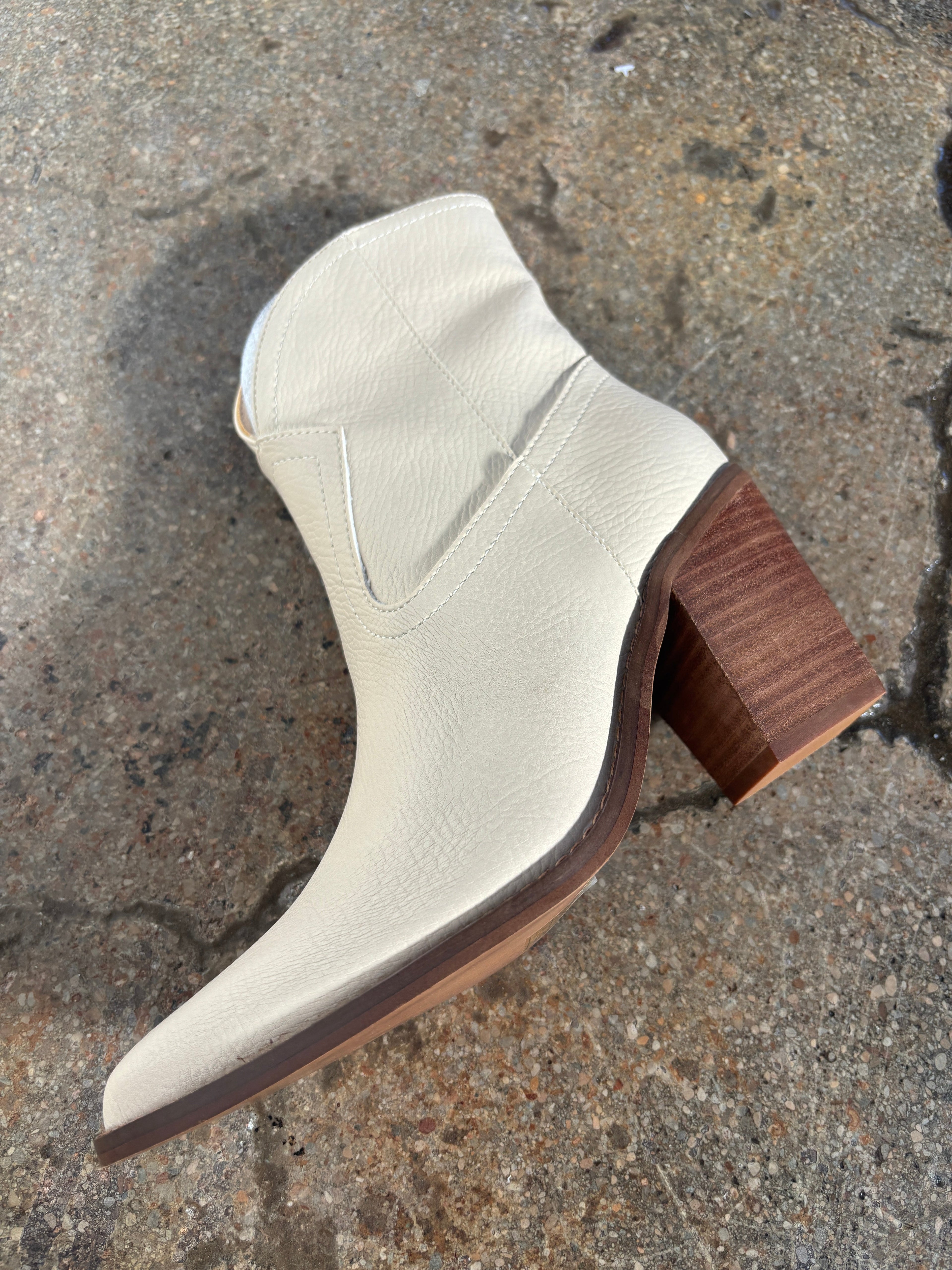 Harmony Beige Western Heeled Boots – Pointed Toe Booties