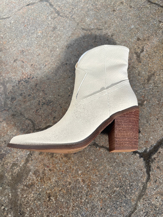 Harmony Beige Western Heeled Boots – Pointed Toe Booties
