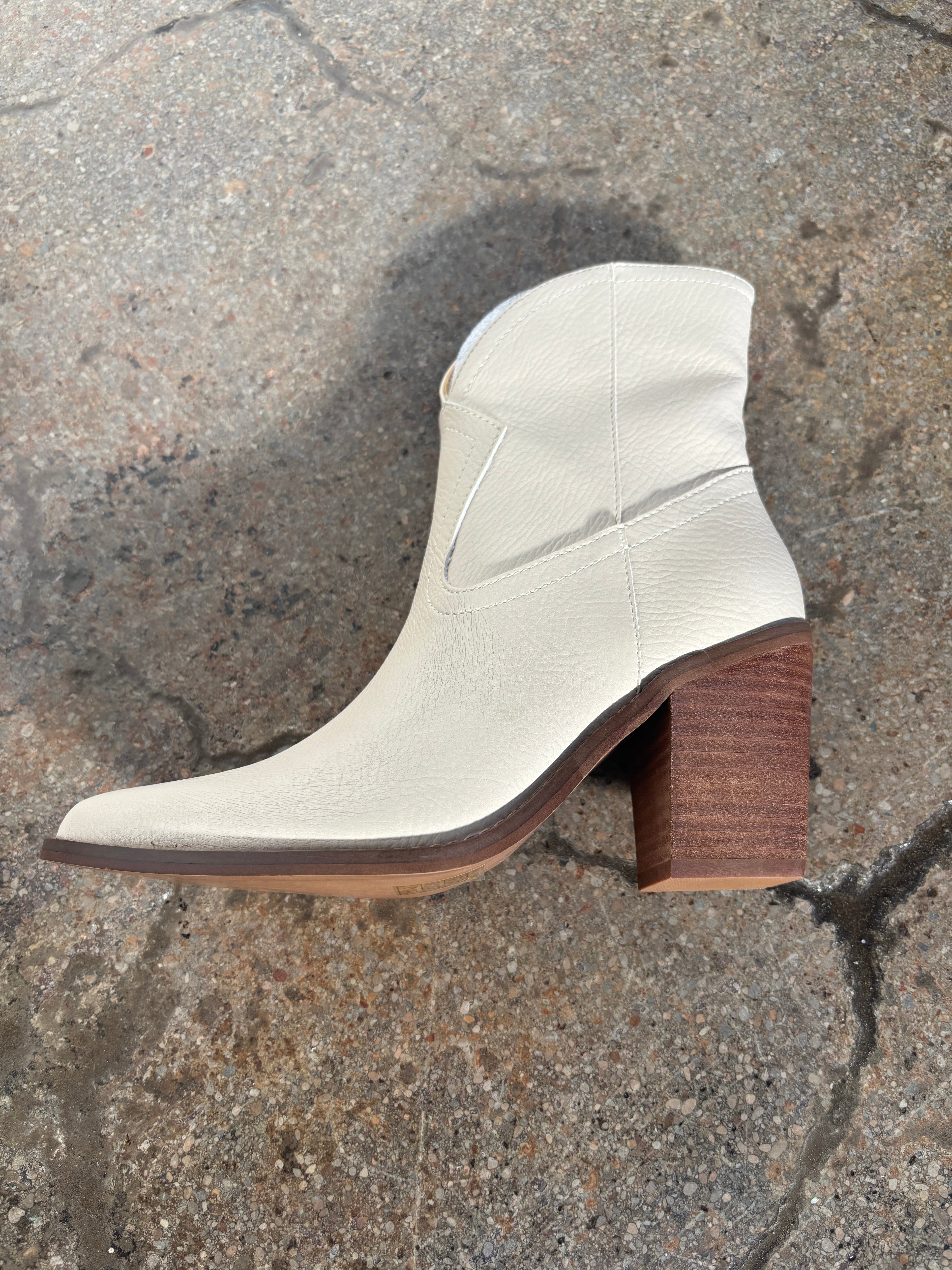 Harmony Beige Western Heeled Boots – Pointed Toe Booties