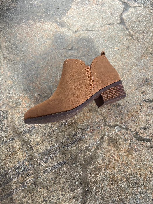 Zayne Tan Pointed Ankle Booties in Dark Tan