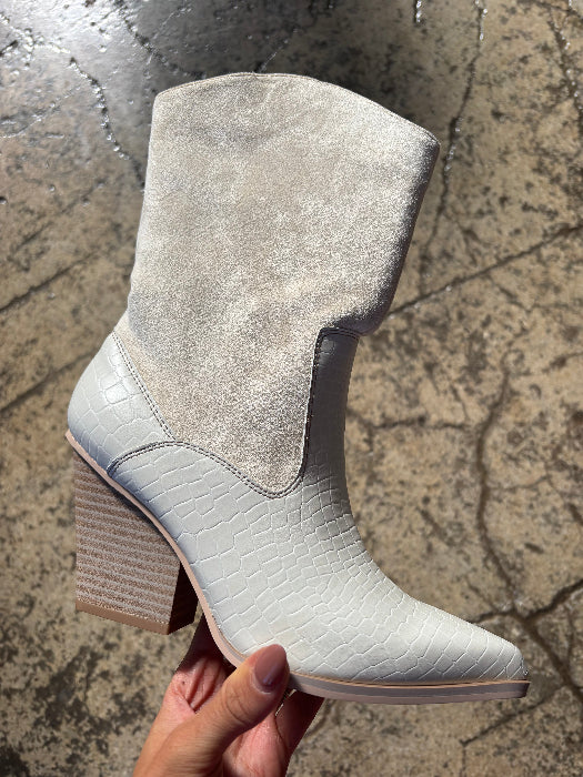 Marseille White Snake Print Western Boots