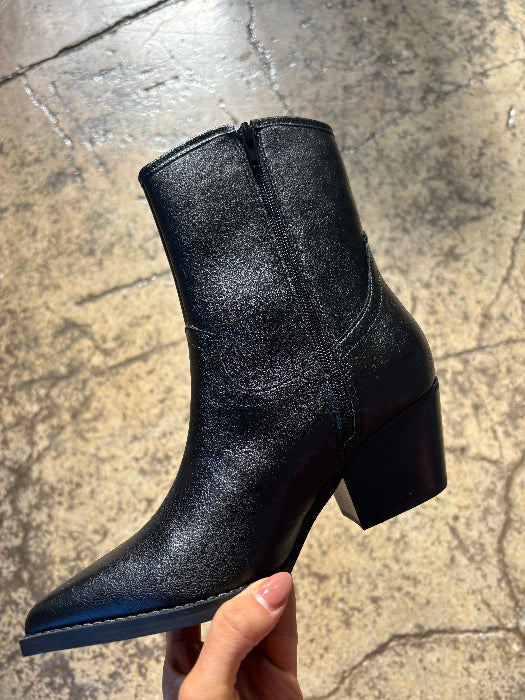 Rowan Fringe Rhinestone Cowgirl Boots in black
