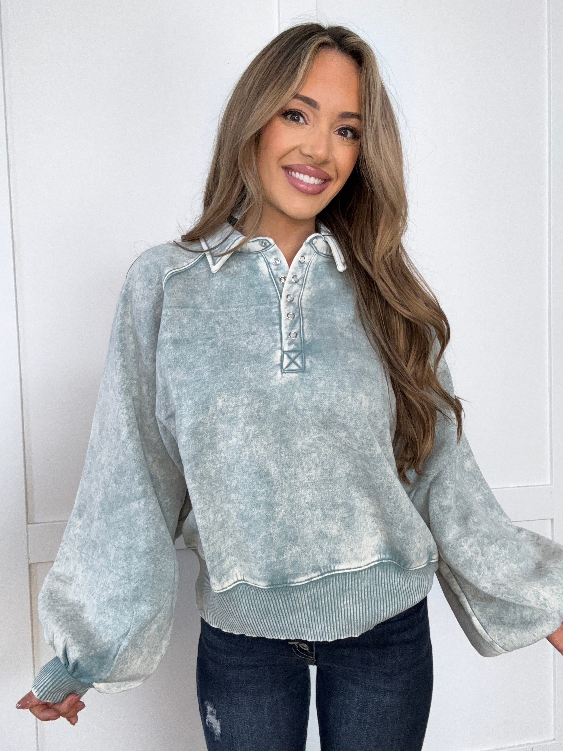 Ramona Acid Wash Fleece Sweatshirt – Collared Pullover