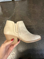 Gwen Cognac Suede Ankle Booties – Western Chelsea Boots