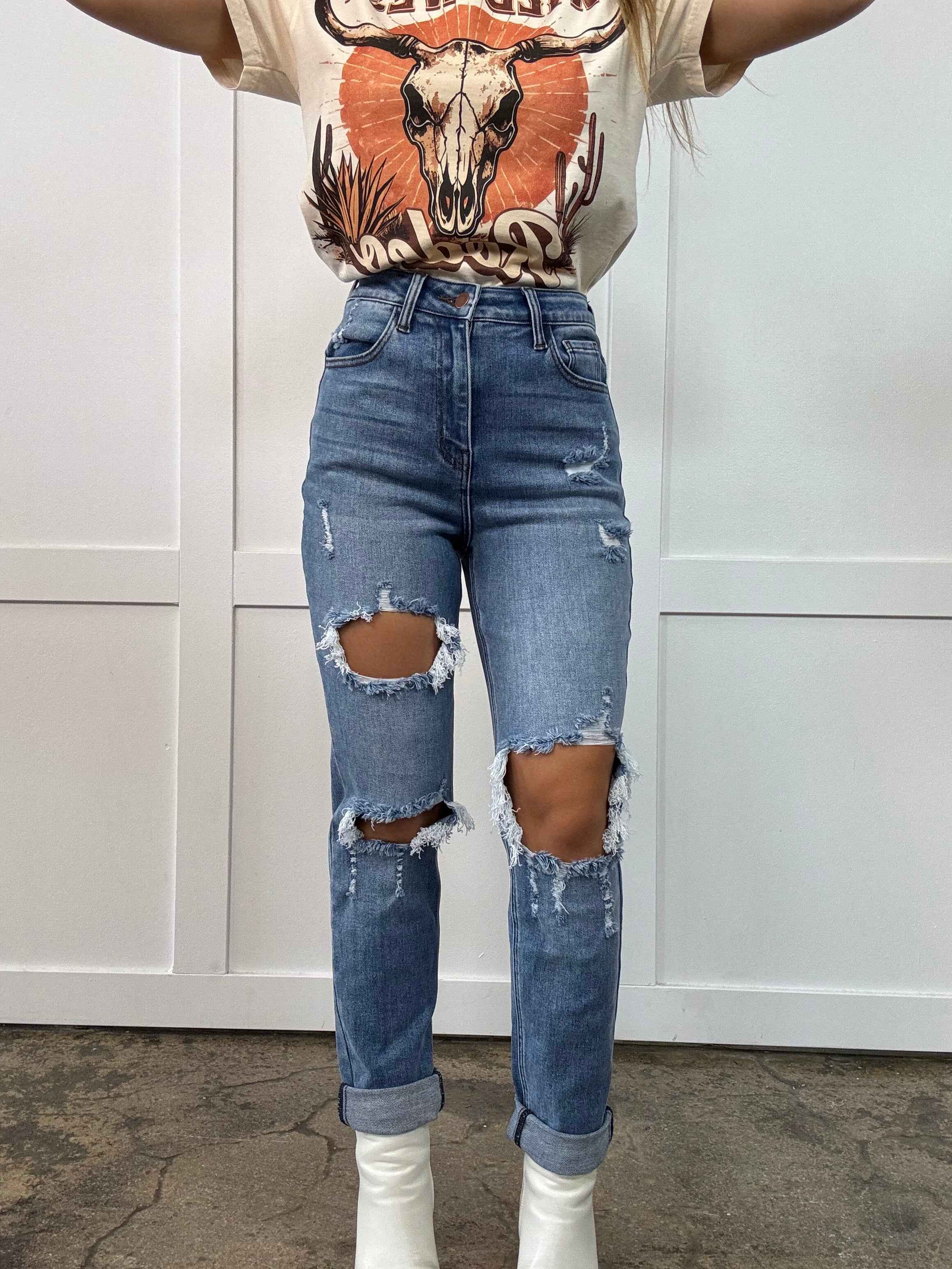 Lindsey Distressed Boyfriend Jeans – Medium Wash Stretch Denim