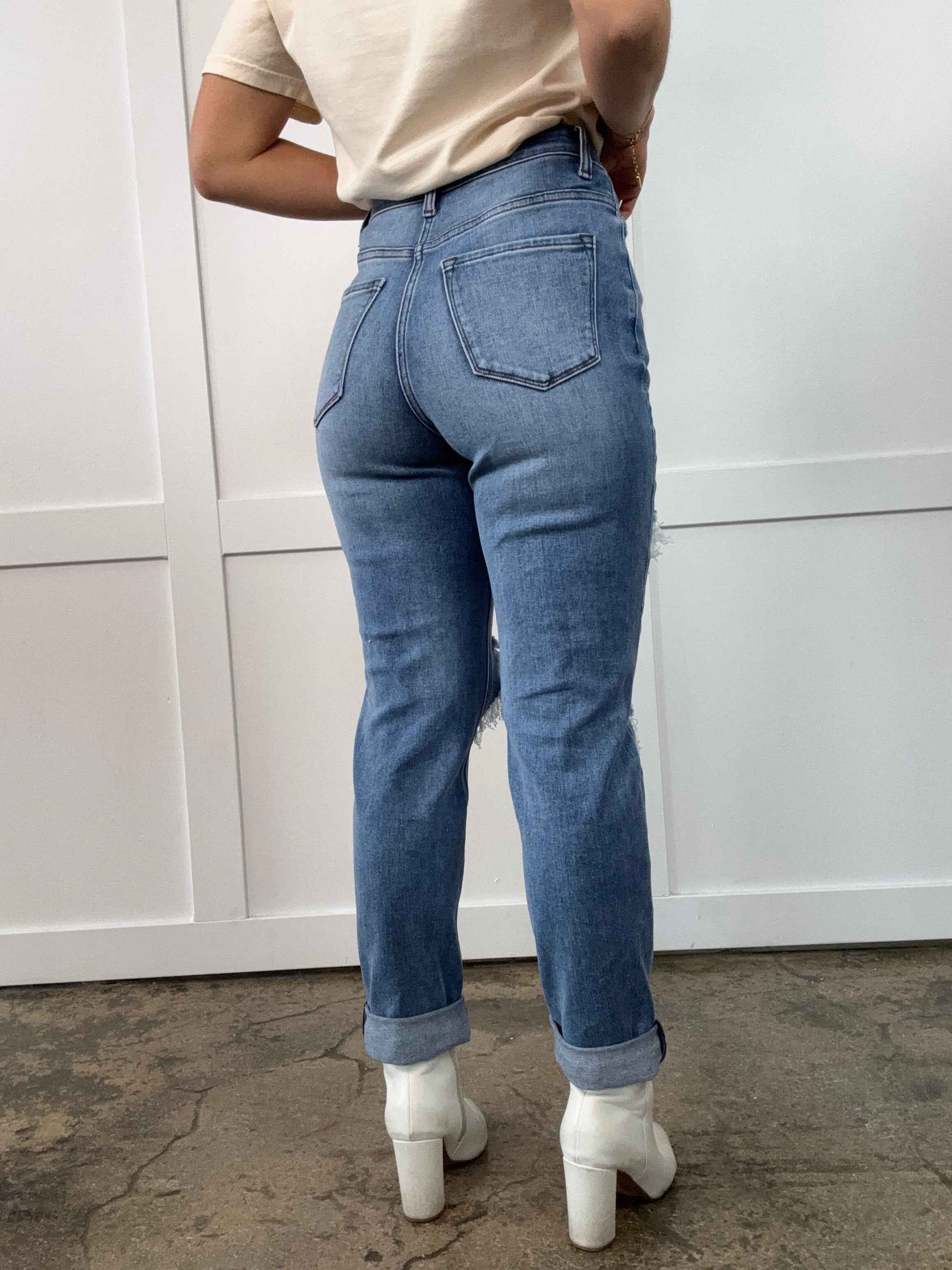 Lindsey Distressed Boyfriend Jeans – Medium Wash Stretch Denim