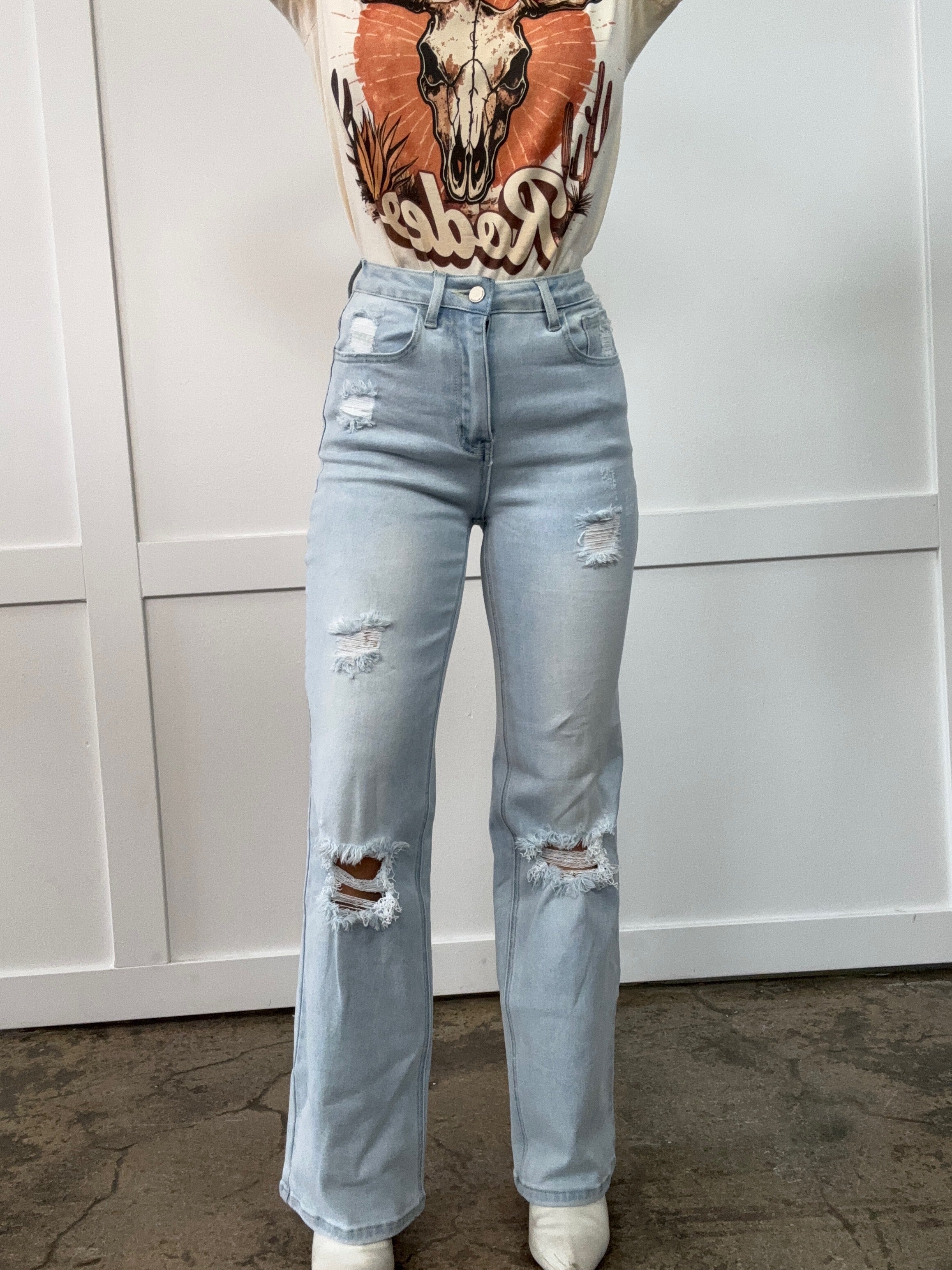Amber 90s Vintage Boyfriend Jeans – Light Wash Denim