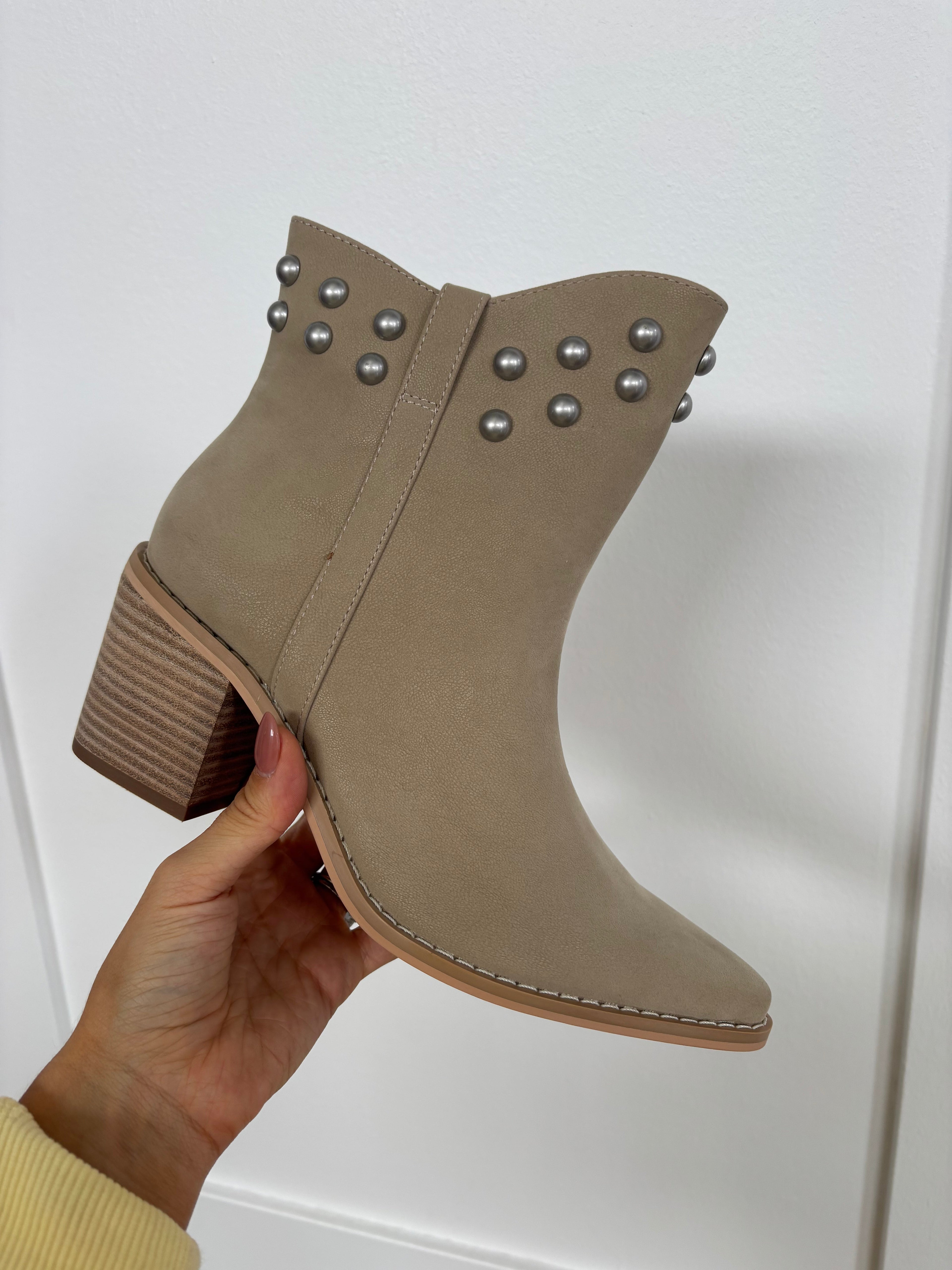 Alofi Studded Collar Booties – Taupe Western Edge Booties