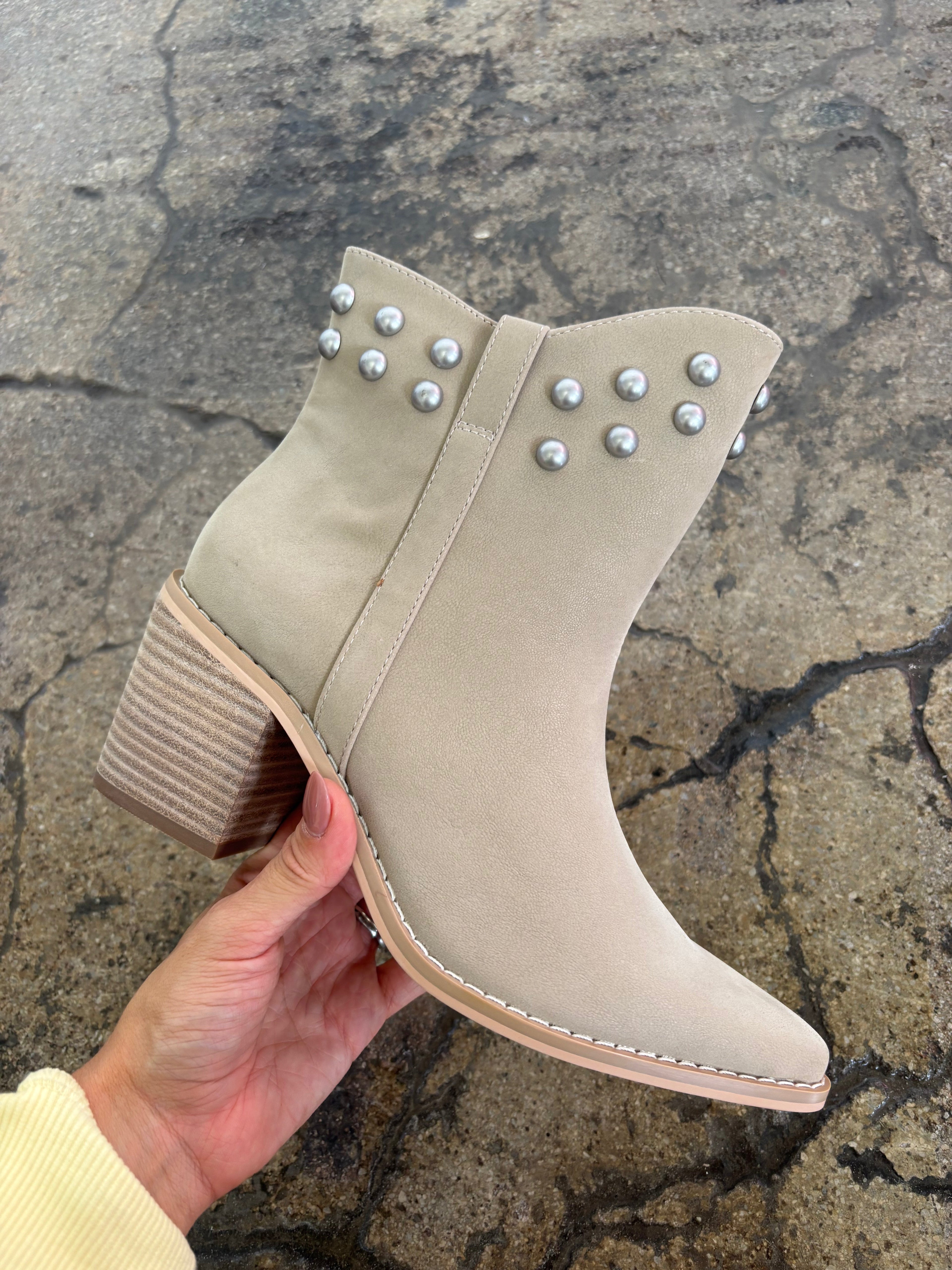 Alofi Studded Collar Booties – Taupe Western Edge Booties