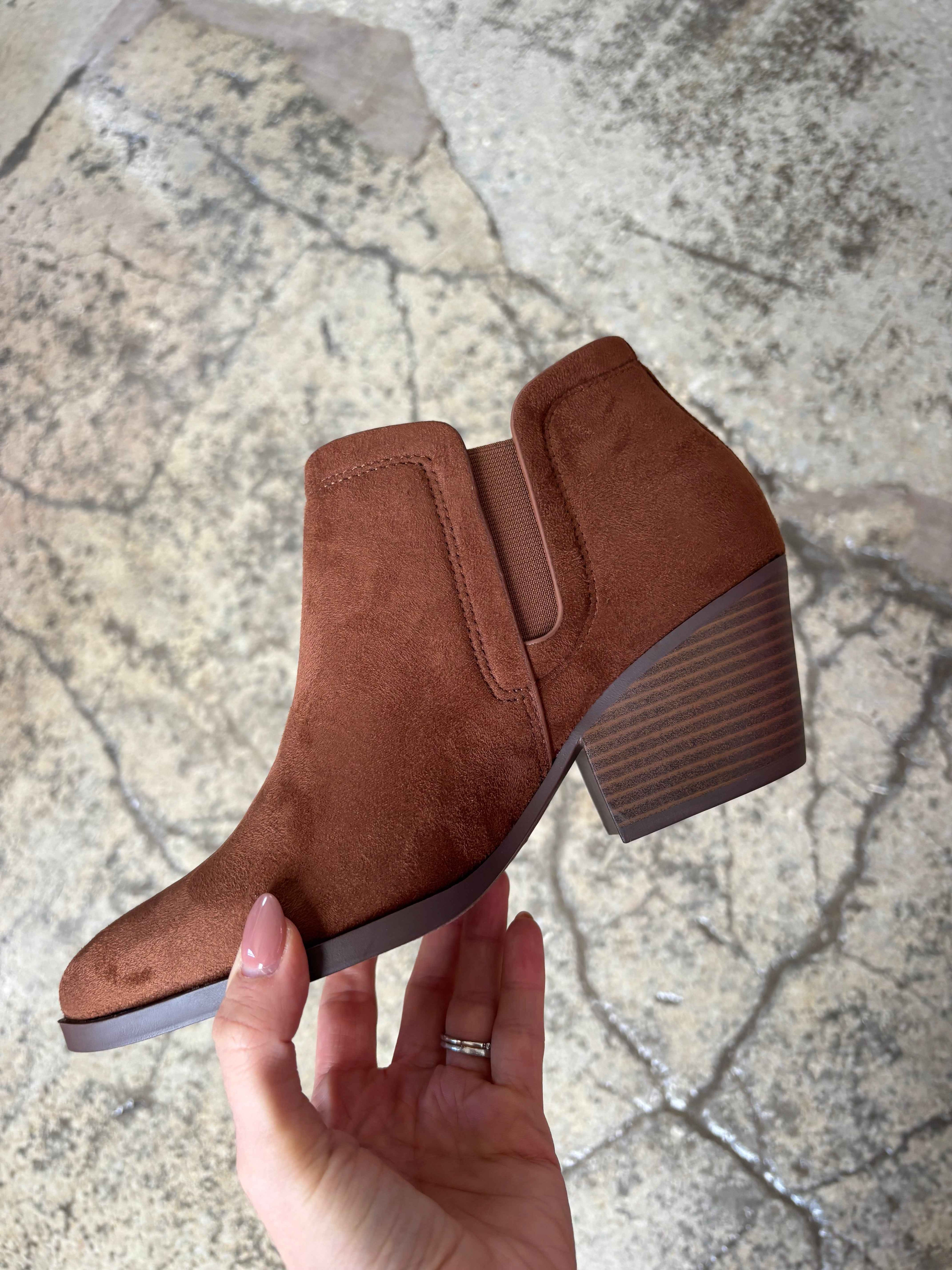 Gwen Cognac Suede Ankle Booties – Western Chelsea Boots
