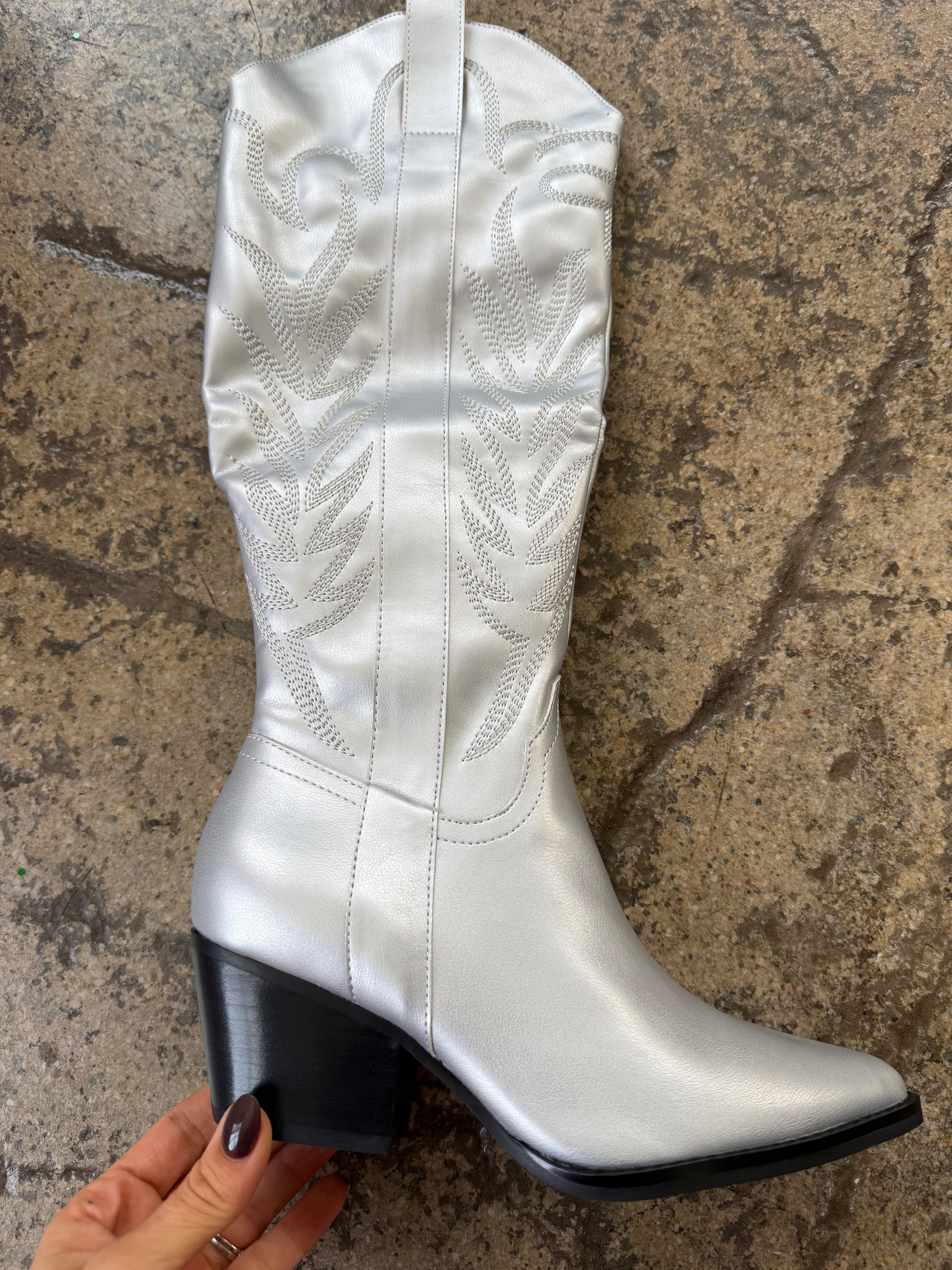 Samara Silver Knee High Cowgirl Boots – Western Pointed Boots