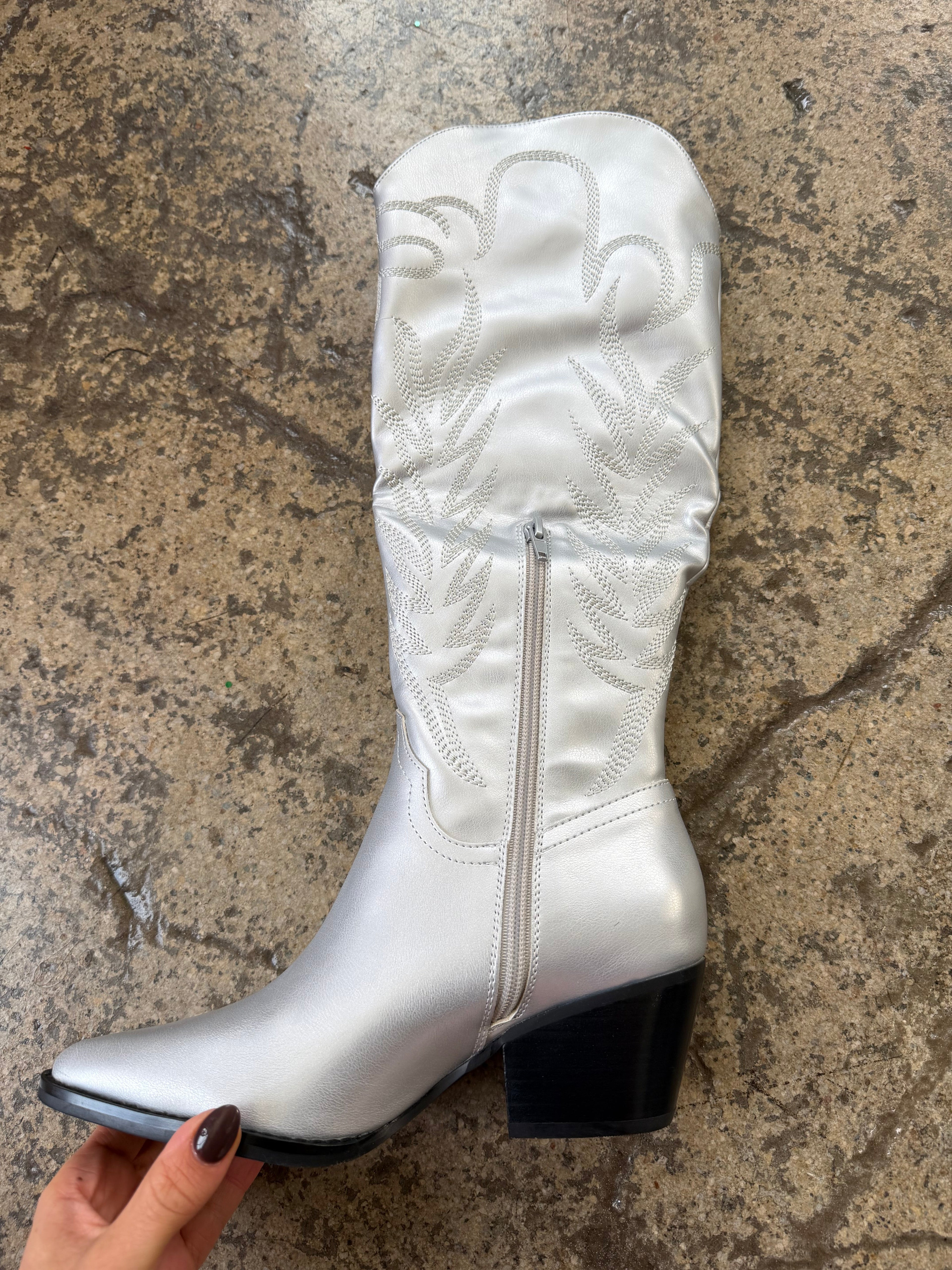 Samara Silver Knee High Cowgirl Boots – Western Pointed Boots
