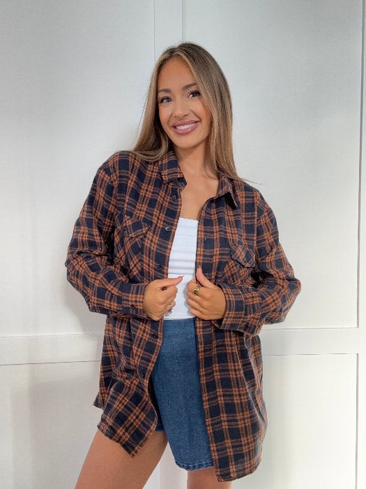 Crisp Breeze Oversized Plaid Flannel Shirt – Button Down