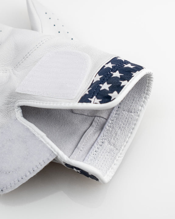 Pins & Aces Premium Tour Stars men’s golf glove made from 100% premium AAA Cabretta leather with a stars-inspired design and moisture-wicking wrist lining.