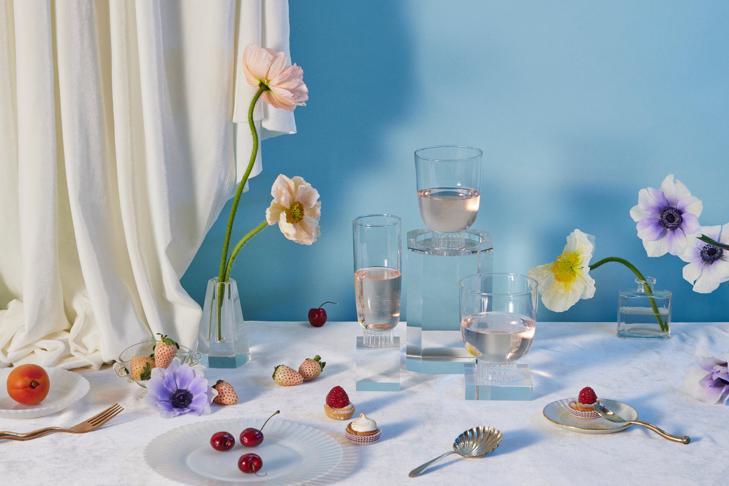Stemless Wine Glasses – Modern Colored Drinkware Set Featured by Forbes