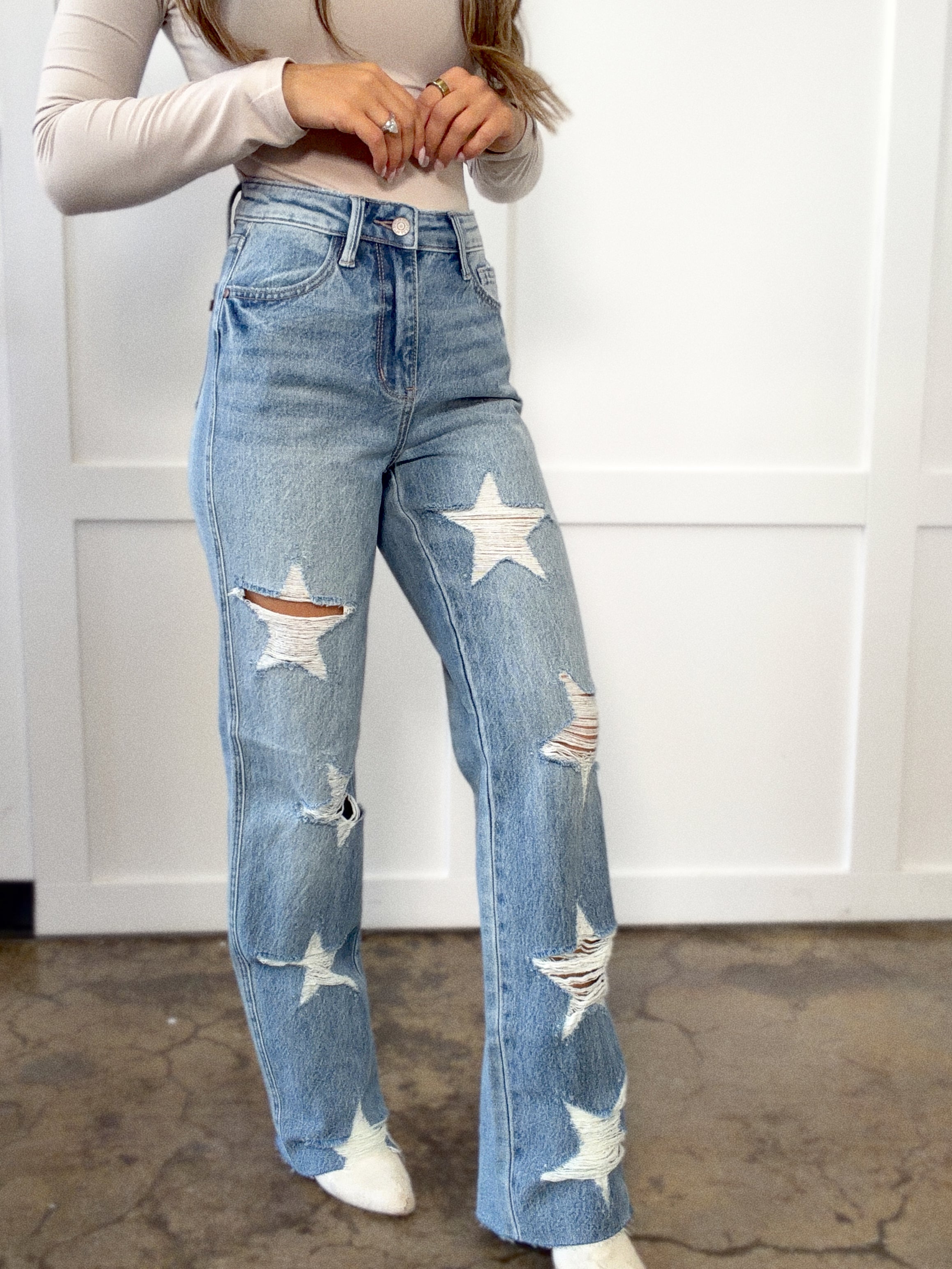 Shoot For The Stars Straight Leg Jeans – Star Distressed Denim