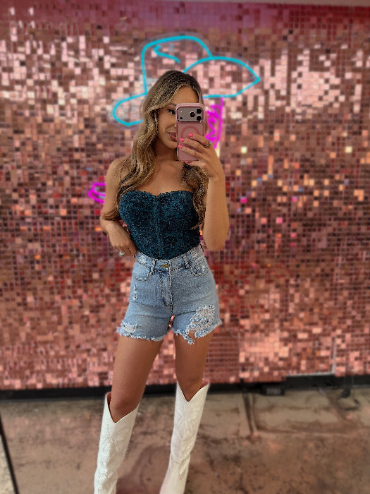 Breanne Distressed High Rise Shorts – Medium Wash Denim