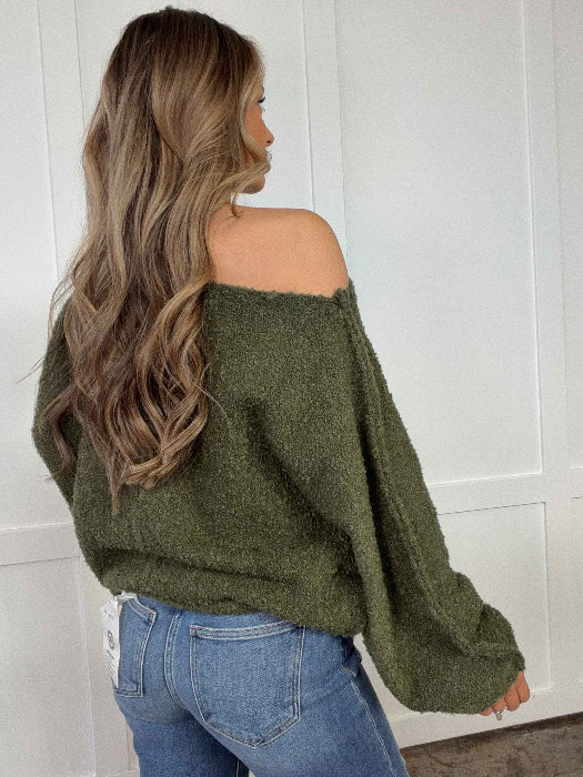 Sorrel Slouchy Bouclé Sweater in Green- Seam is exposed
