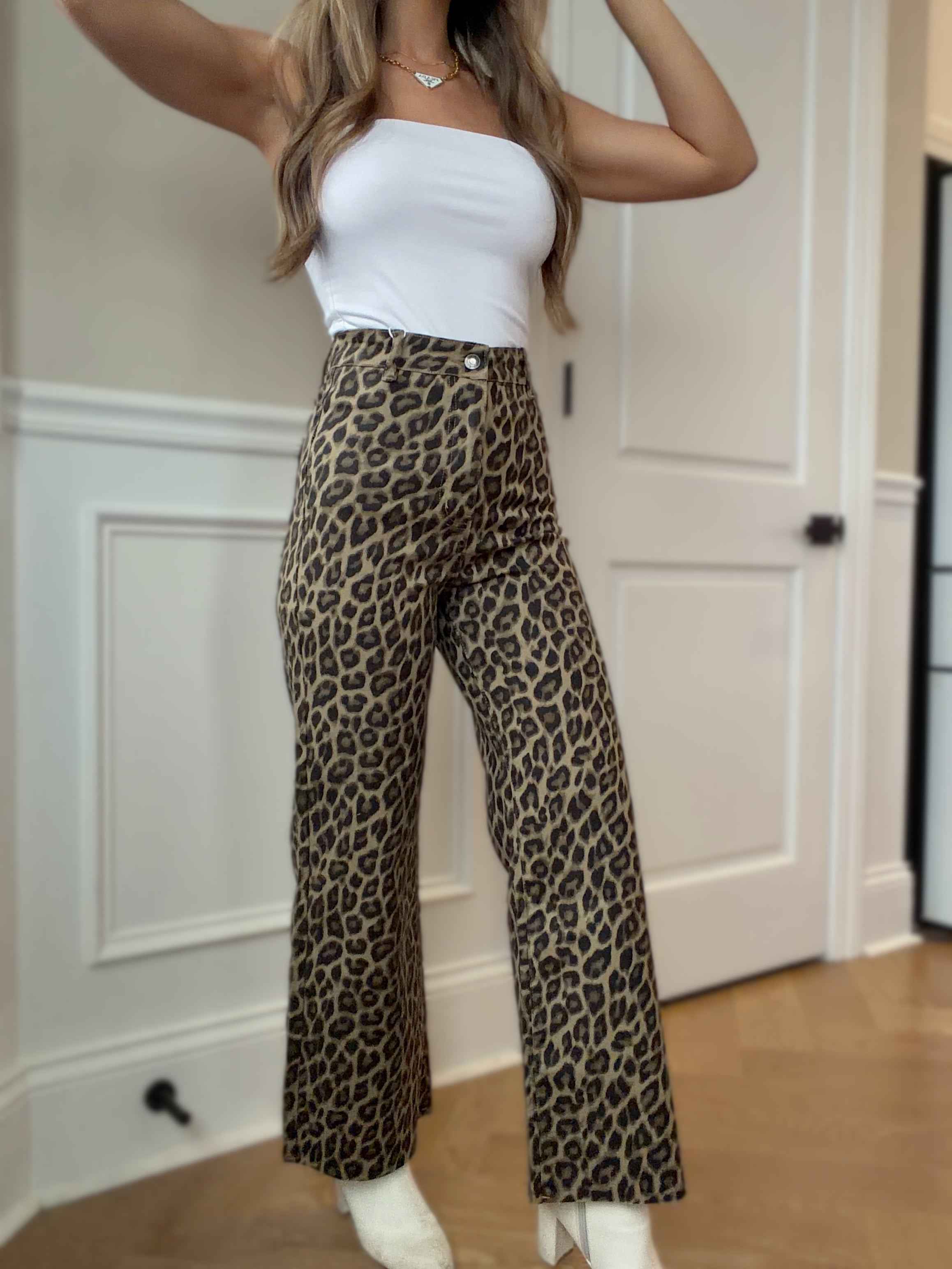 Raven High Rise Cropped Wide Leg Denim Pants – Raw Hem