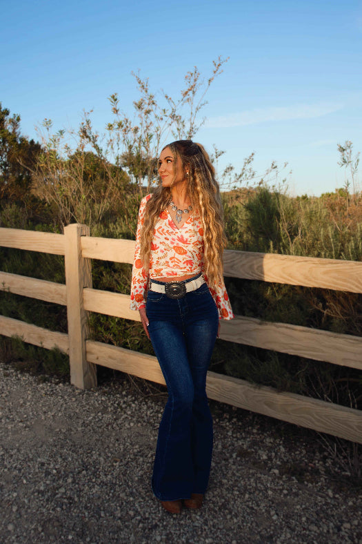 Fiona High Waisted Bell Bottom Flare Jeans – Medium Wash Denim