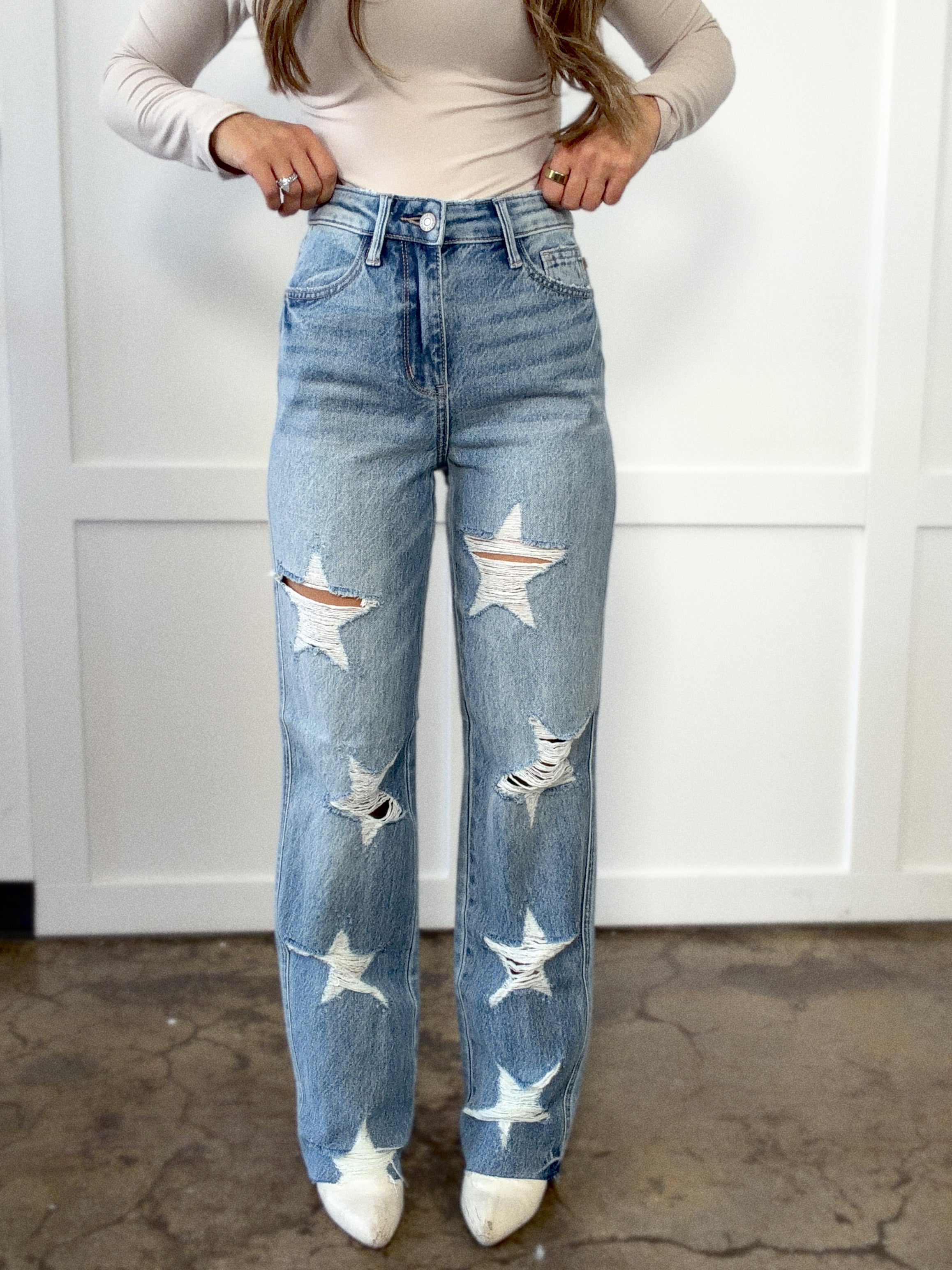 Shoot For The Stars Straight Leg Jeans – Star Distressed Denim